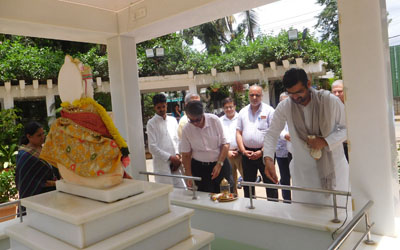 Pujya Devanshu Goswamiji Maharaj visited our school